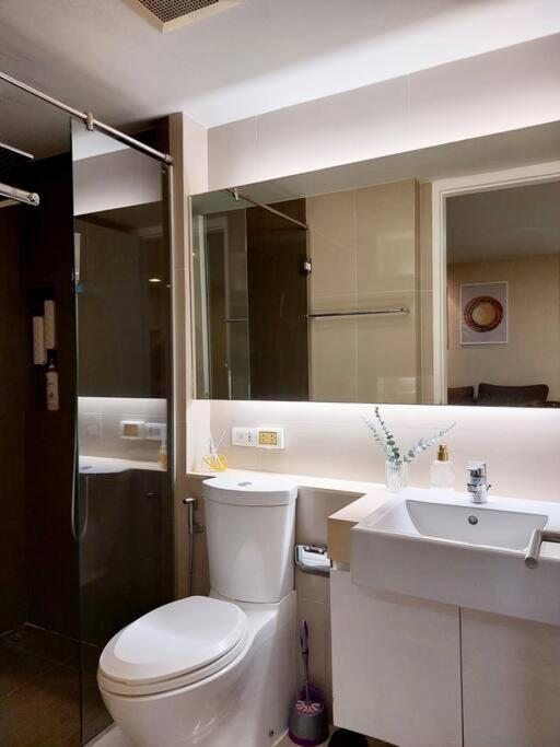 Апартаменты - Sukhumvit Soi 5 Bts Nana- Size 47m2 *